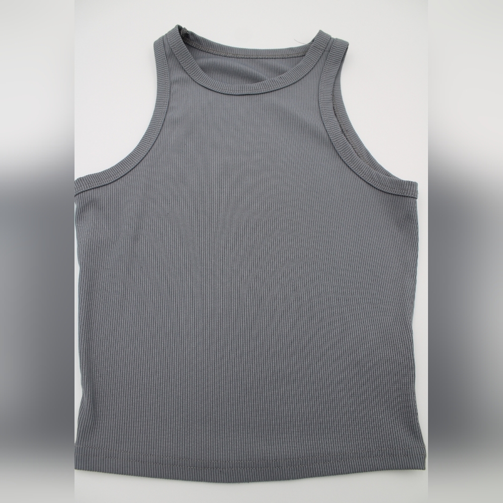 Bundle of 4 Women’s Ribbed Cropped Tank Tops – XS - Picture 3 of 8